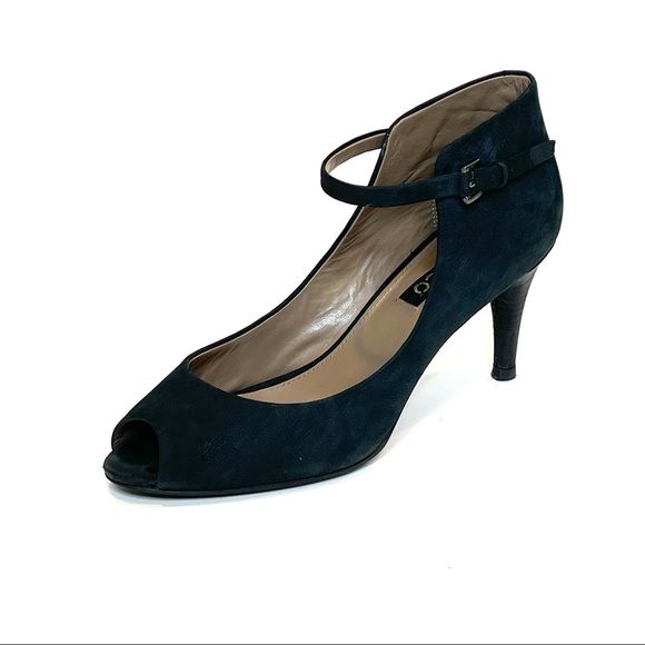 ecco pointed toe pumps